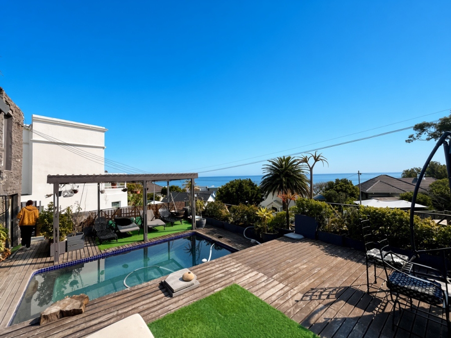 12 Bedroom Property for Sale in Bakoven Western Cape
